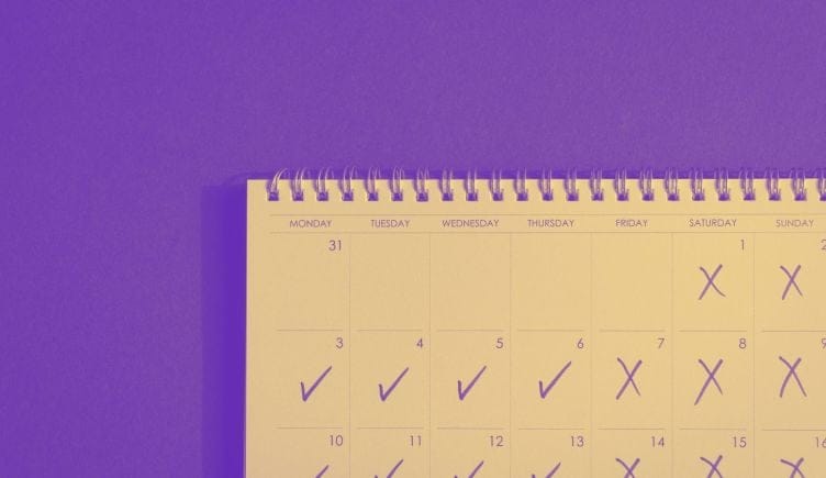 calendar with checkmarks on days Monday through Thursday