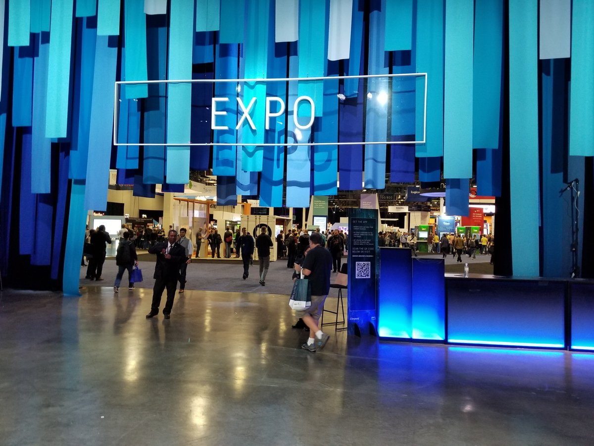 Meet ExpoHound: The first social network for trade shows