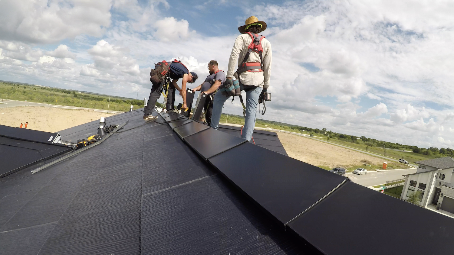 Tesla’s First Solar Neighborhood Is Under Construction in Southeast Austin