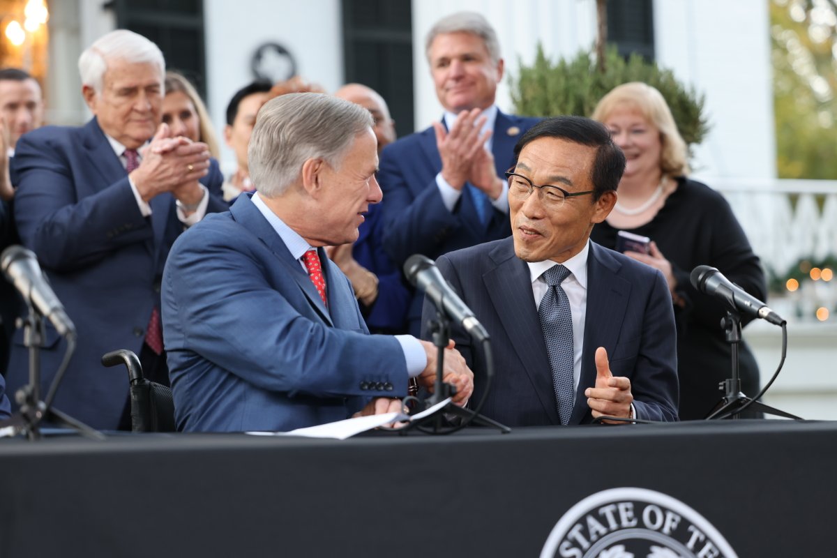 Samsung Will Build $17B Semiconductor Factory in Taylor