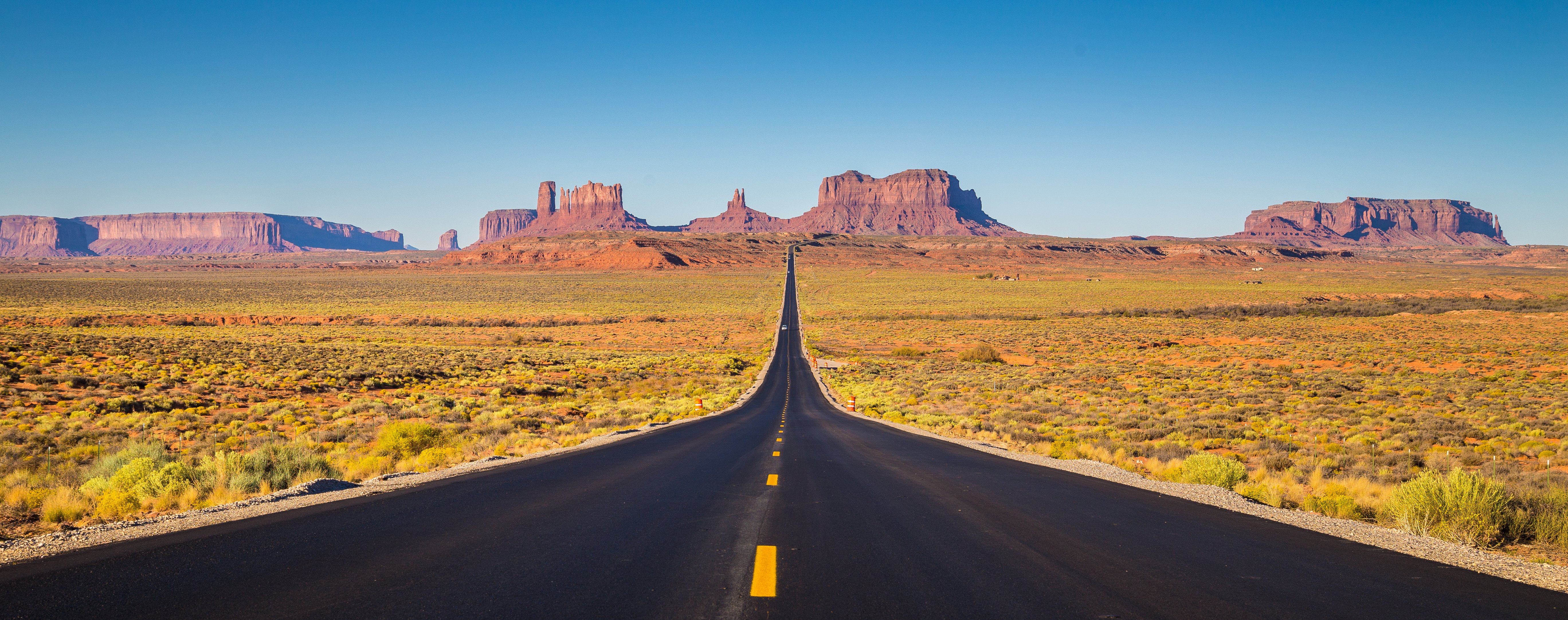 An Arizona highway stretches into the horizon.