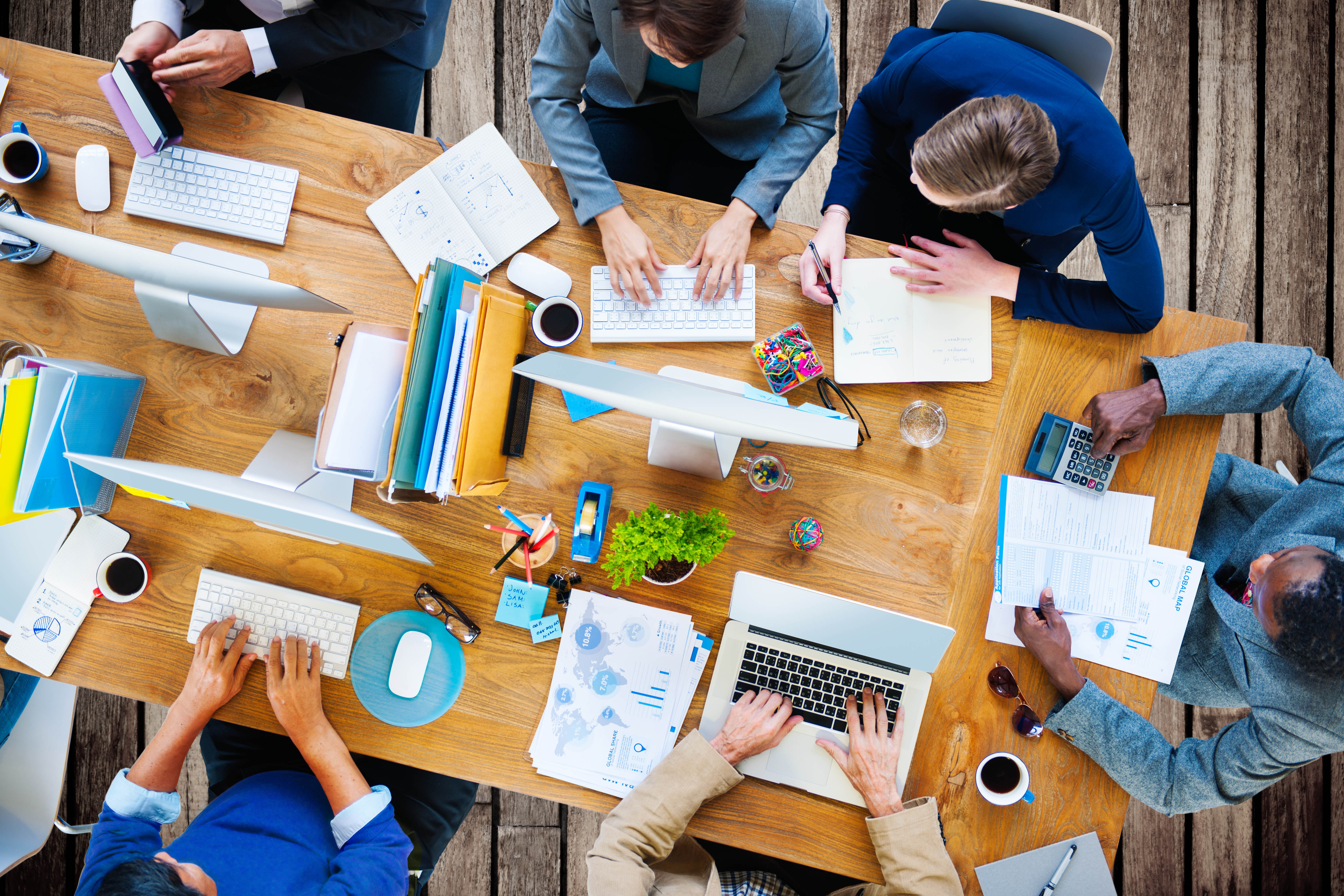 We’re Building an Expert Contributor Network for Tech Professionals — and We Want to Hear From You