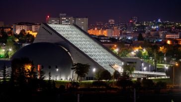 Night view of modern architecture in Ankara.