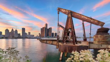 Detroit skyline.