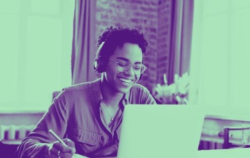 woman-sitting-in-front-of-a-computer-account-manager-job-description