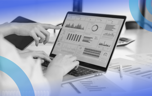 data scientists looking on data analytics platform