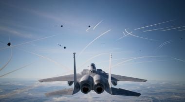 Image of a fighter jet flying in the sky.