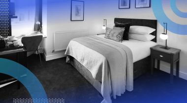 A furnished hotel room