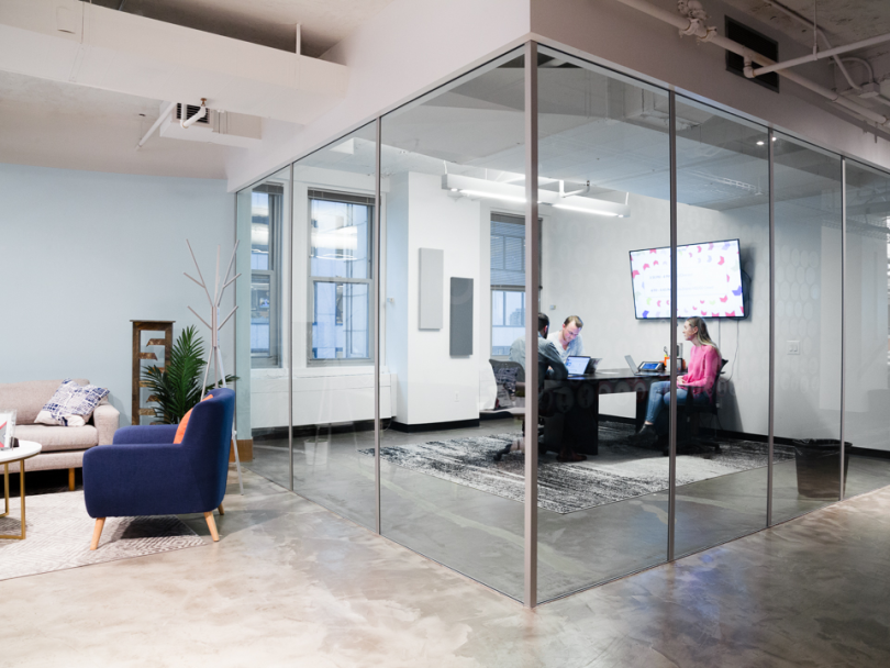 g2 crowd office