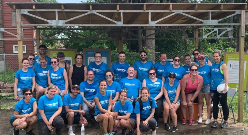 Centro team at outdoor volleyball event
