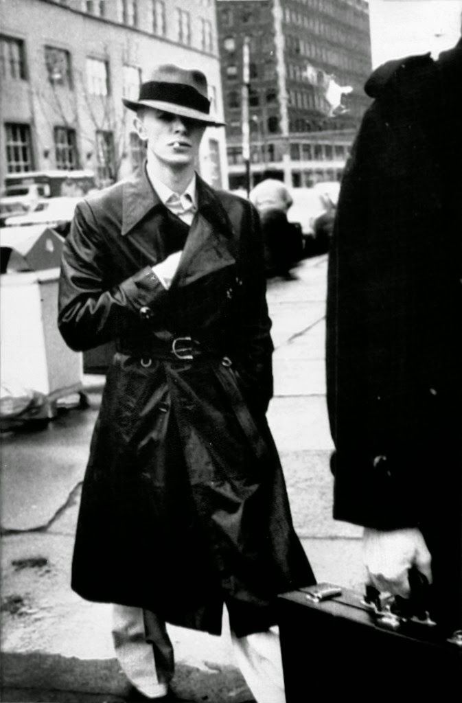 Stunning Image of David Bowie on 3/25/1976 
