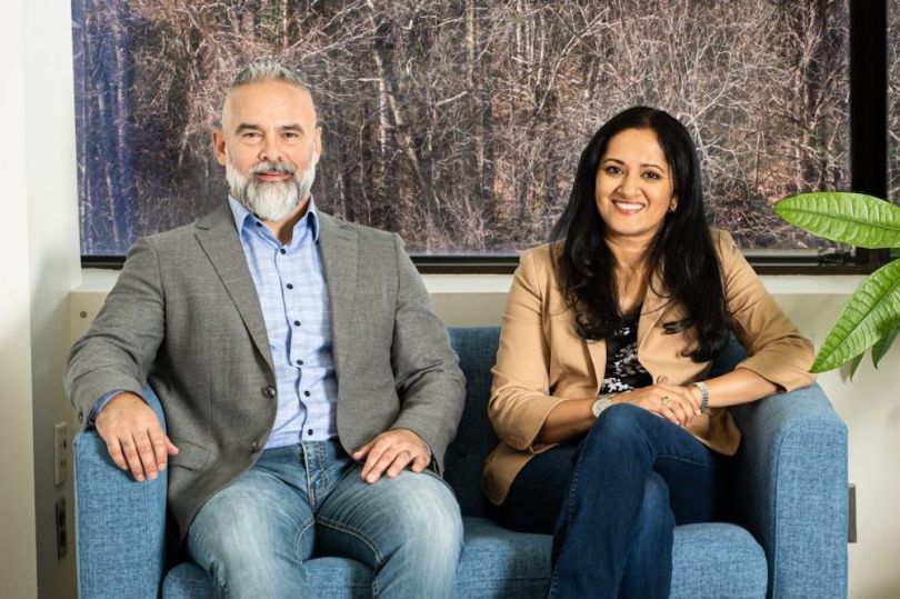 Corsha founders Anusha Iyer and Chris Simkins