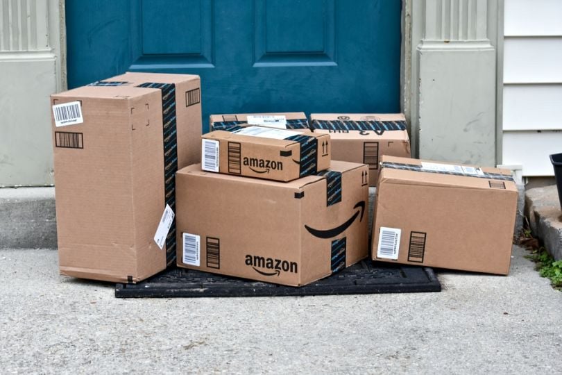 Sidewalk Robots To Begin Delivering Amazon Packages Built In