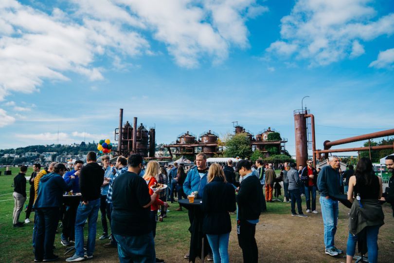 Tableau staff members at an outdoor gathering