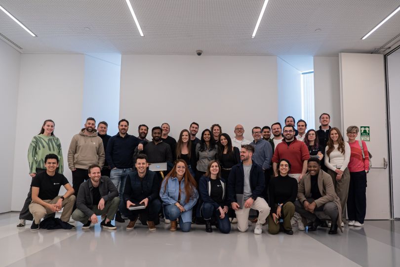 Group photo of Hivebrite’s revenue team