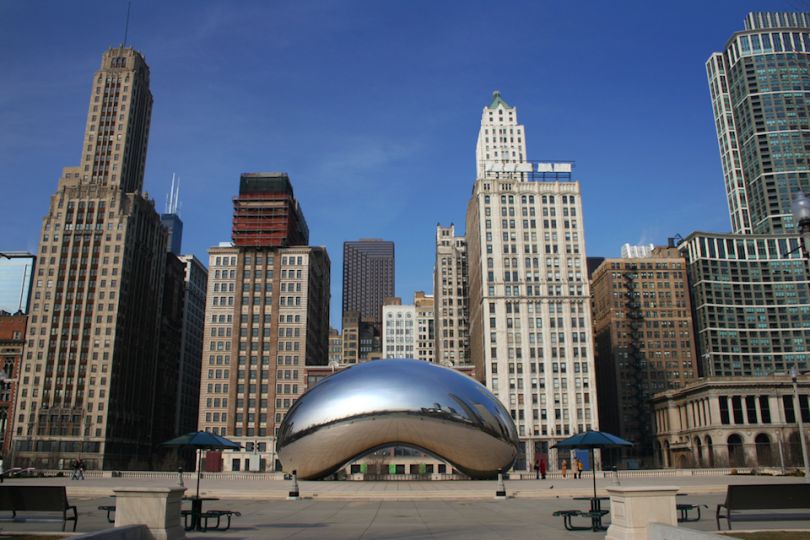 Chicago Bean with buildings in background