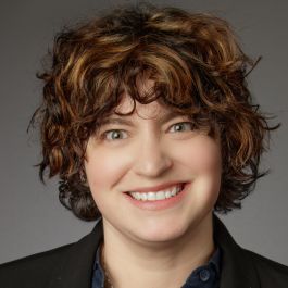 Image of Amanda Robertson