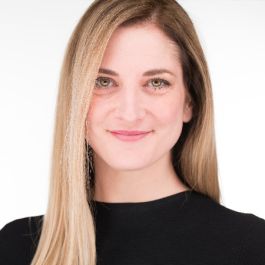 Image of Kristin Ennuso