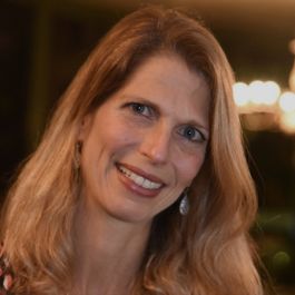 Image of Daniela Perlmutter (she/her/hers)