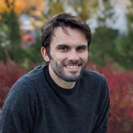 Image of Andrew Oates