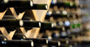 This app helps restaurant-goers pick a wine based on something besides the price